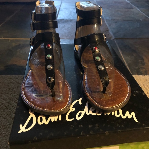 Sam Edelman T-strap Sandals - Picture 2 of 3